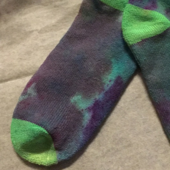 Alex & Faith Tie Dye Socks - Picture 7 of 9